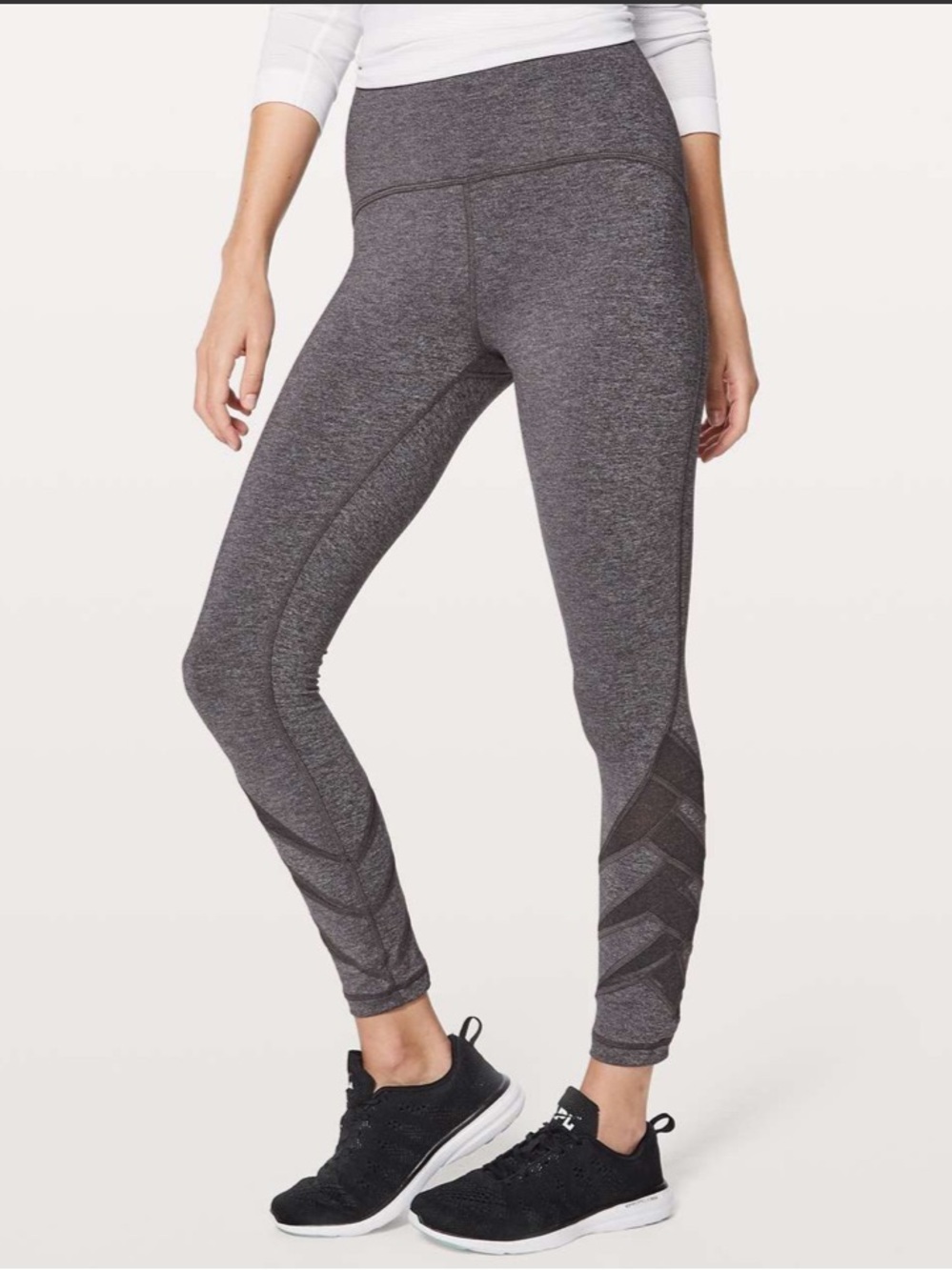 Lululemon Motionful 7/8 Tight 25"
Heathered Black 8461